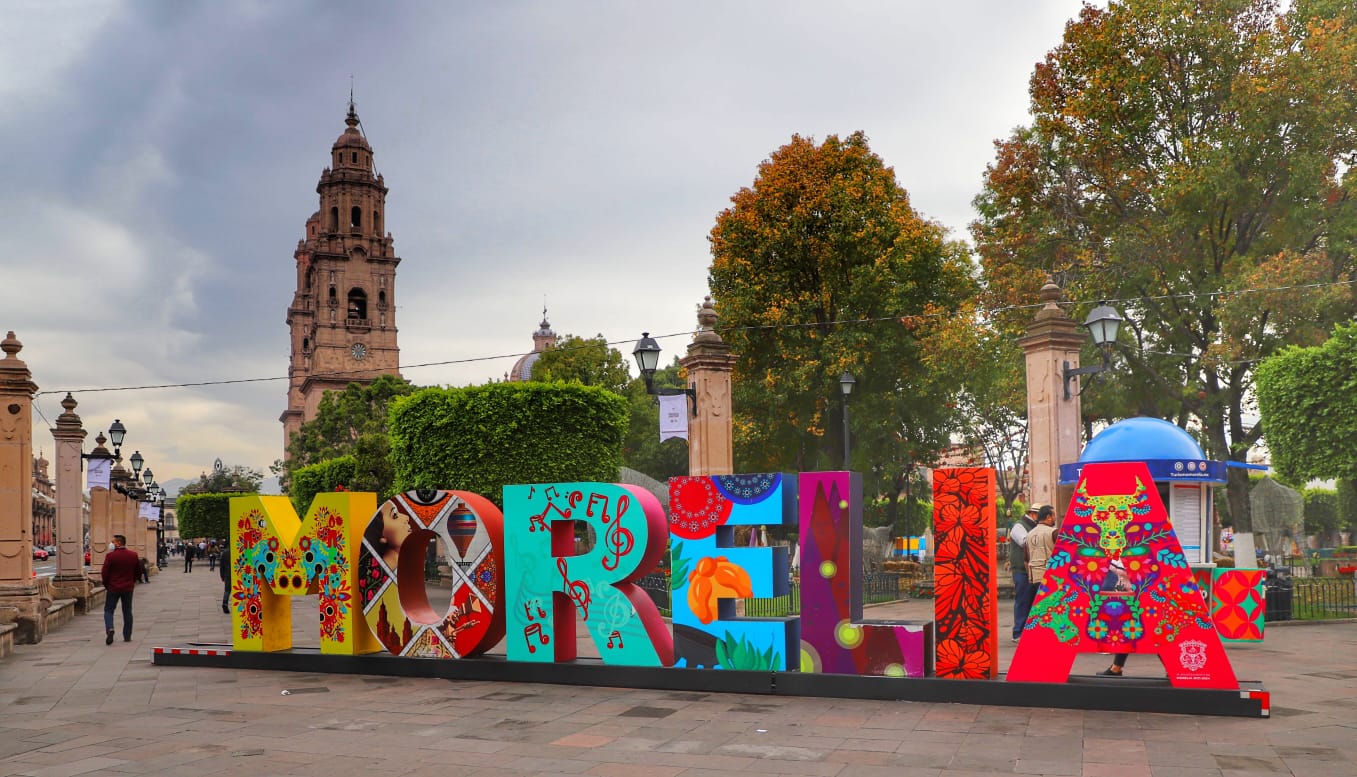 ESTA ES UNA IMAGEN DE MORELIA, MICHOACAN